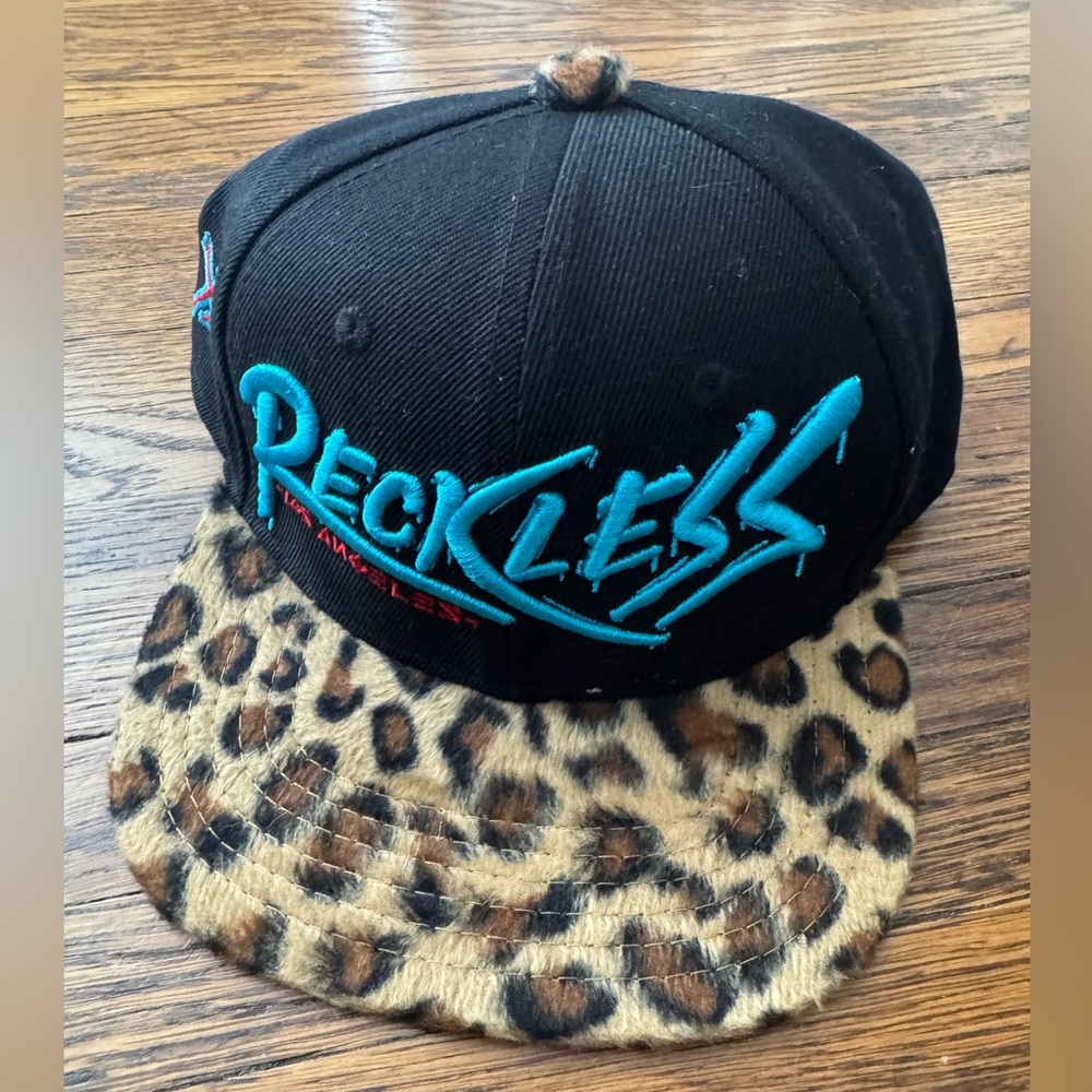 YOUNG & RECKLESS Black and Leopard Print FUR Snapback Hat. (NWT) LOS ANGELES